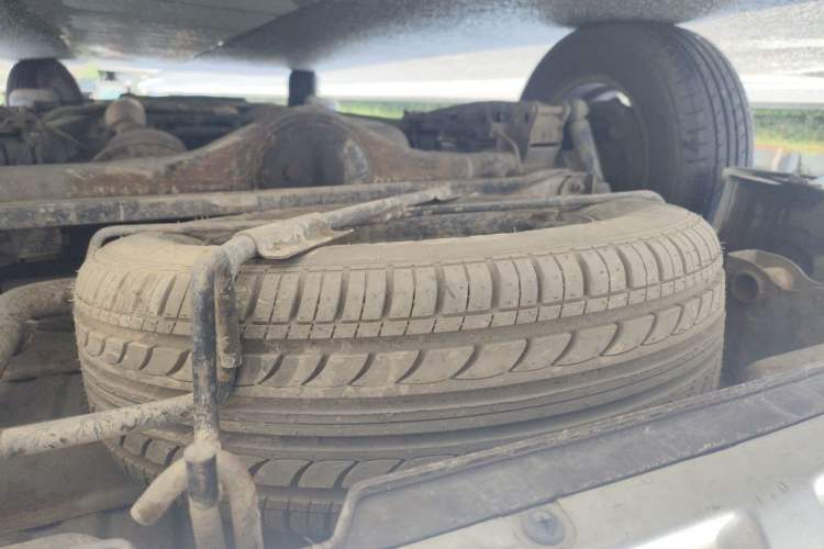 Used BAIC Weiwang M30 2015 1.5L Basic Version DAM15 Chassis Rear