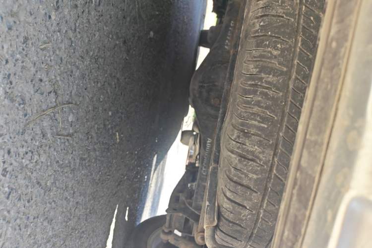 Used BAIC Weiwang M30 2015 1.5L Comfort version DAM15 Chassis Rear