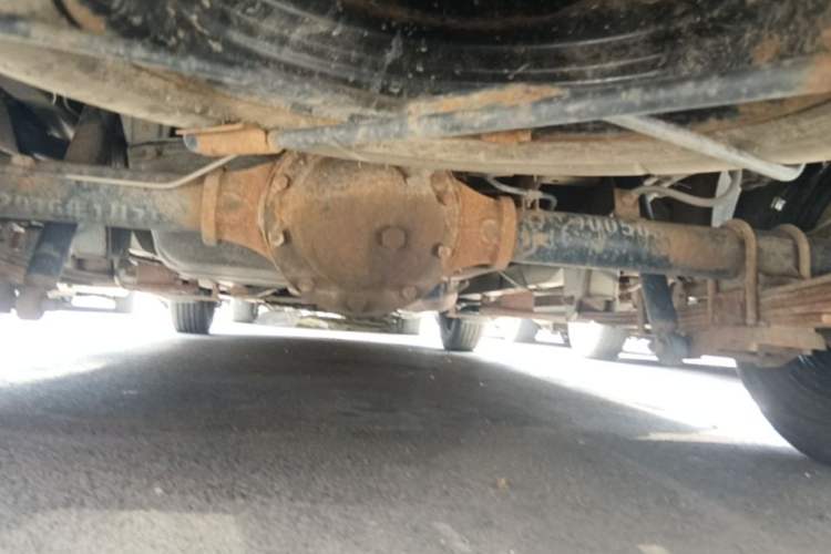 Used BAIC Weiwang M30 2015 1.5L Basic Version DAM15 Chassis Rear
