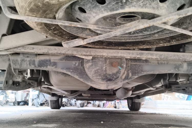 Used BAIC Weiwang M30 2015 1.5L Comfort Version BJ415B Chassis Rear