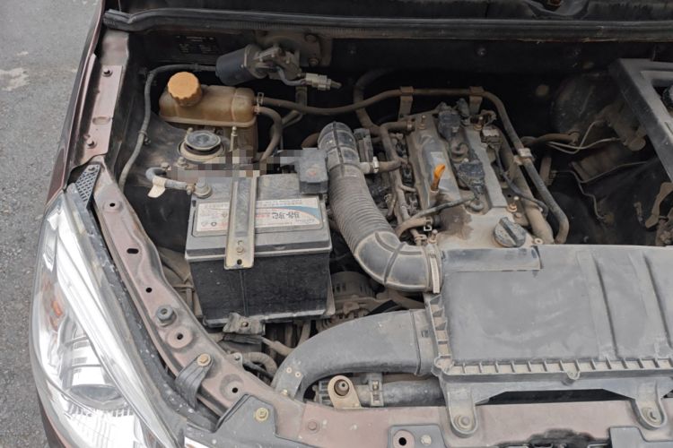 Used BAIC Weiwang M30 2015 1.5L Basic Version DAM15 Engine Bay Right