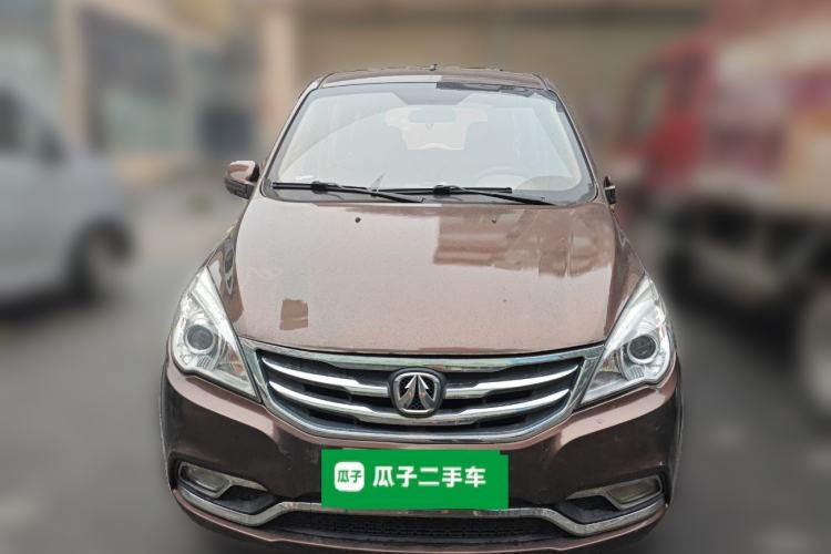 Used BAIC Weiwang M30 2015 1.5L Basic Version DAM15 Front