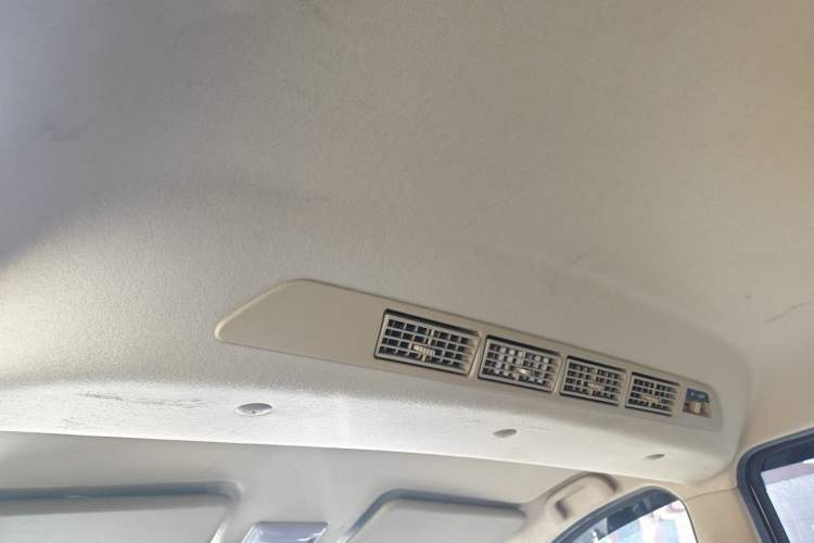 Used BAIC Weiwang M30 2015 1.5L Comfort version DAM15 Headliner