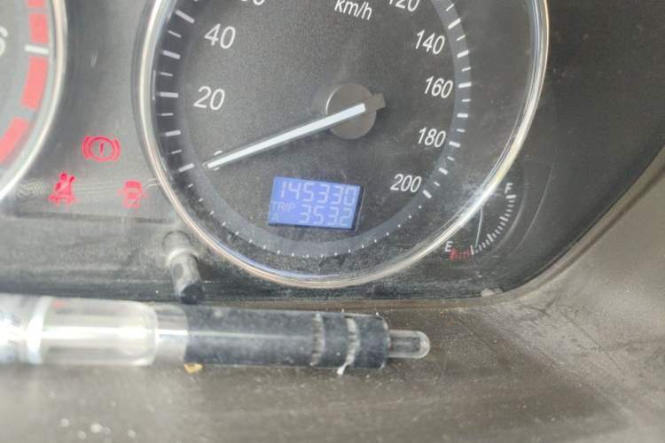 Used BAIC Weiwang M30 2015 1.5L Basic Version DAM15 Odometer Close Up
