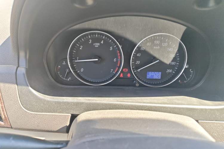 Used BAIC Weiwang M30 2015 1.5L Comfort version DAM15 Odometer Close Up