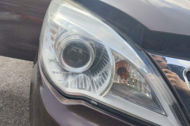 Used BAIC Weiwang M30 2015 1.5L Basic Version DAM15 Right Front Headlight