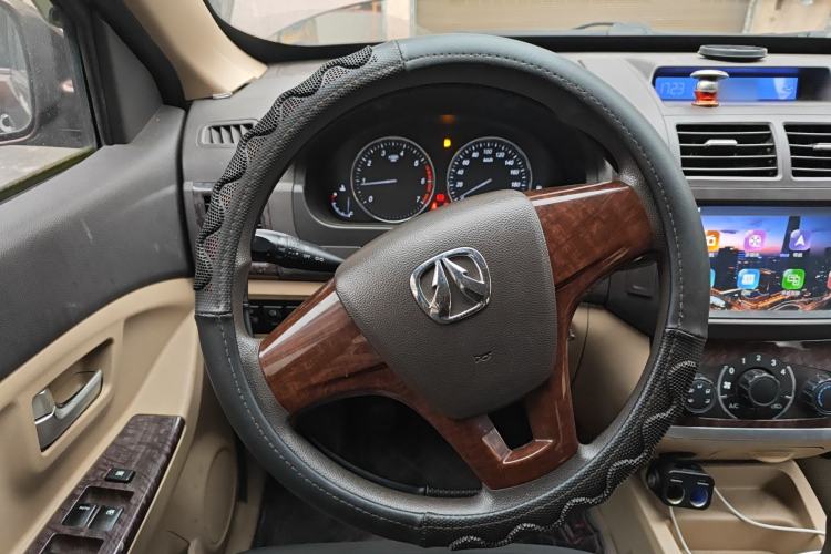 Used BAIC Weiwang M30 2015 1.5L Basic Version DAM15 Steering Wheel