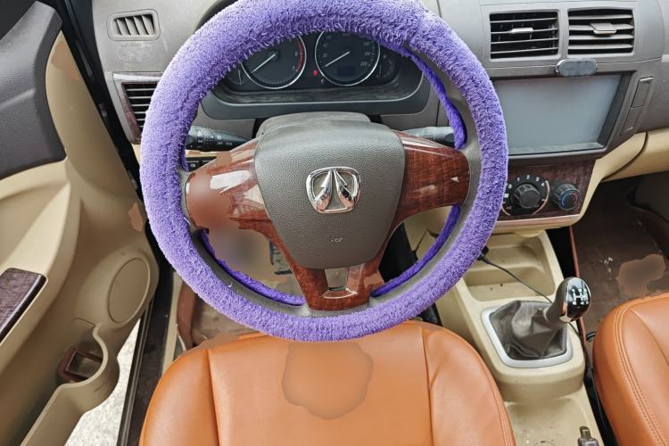 Used BAIC Weiwang M30 2015 1.5L Basic Version DAM15 Steering Wheel