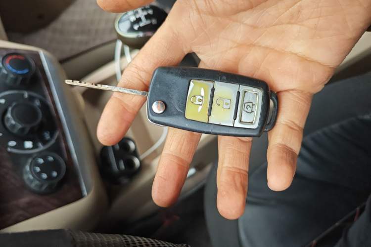 Used BAIC Weiwang M30 2015 1.5L Basic Version DAM15 Vehicle Key