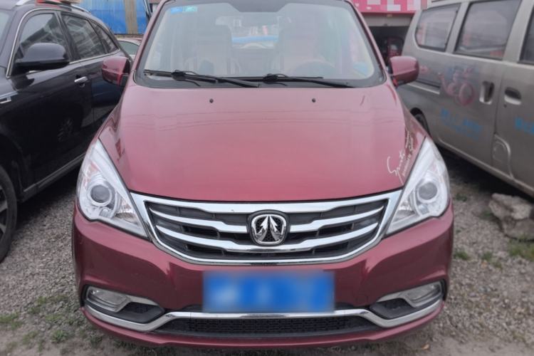 Used BAIC Weiwang M30 2015 1.5L Comfort version DAM15 Front