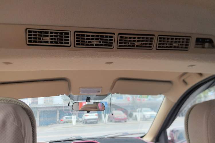 Used BAIC Weiwang M30 2015 1.5L Comfort version DAM15 Headliner