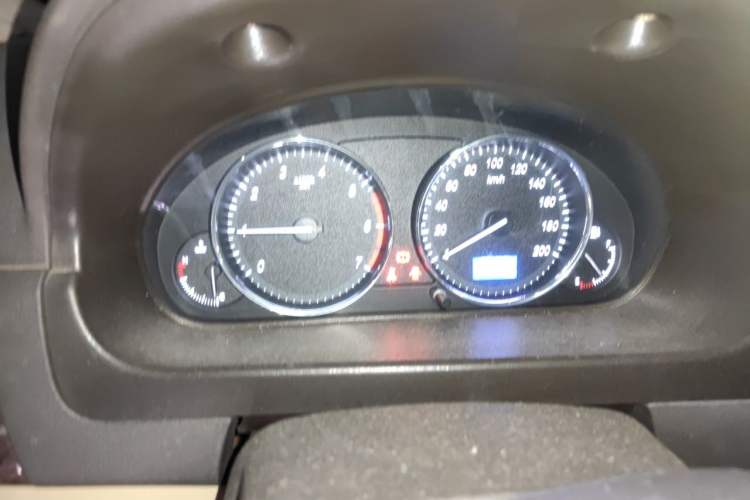 Used BAIC Weiwang M30 2015 1.5L Comfort Version BJ415B Instrument Cluster