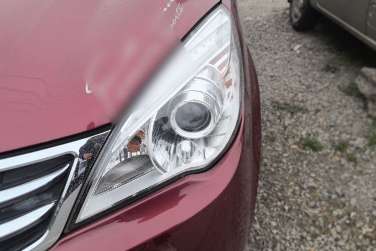 Used BAIC Weiwang M30 2015 1.5L Comfort version DAM15 Left Front Headlight