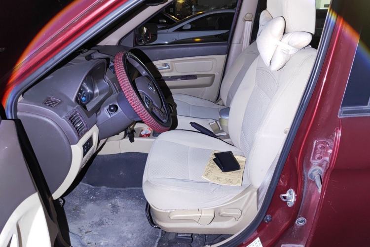 Used BAIC Weiwang M30 2015 1.5L Comfort Version BJ415B Left Front Seat