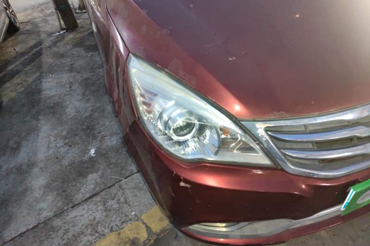 Used BAIC Weiwang M30 2015 1.5L Comfort Version BJ415B Right Front Headlight