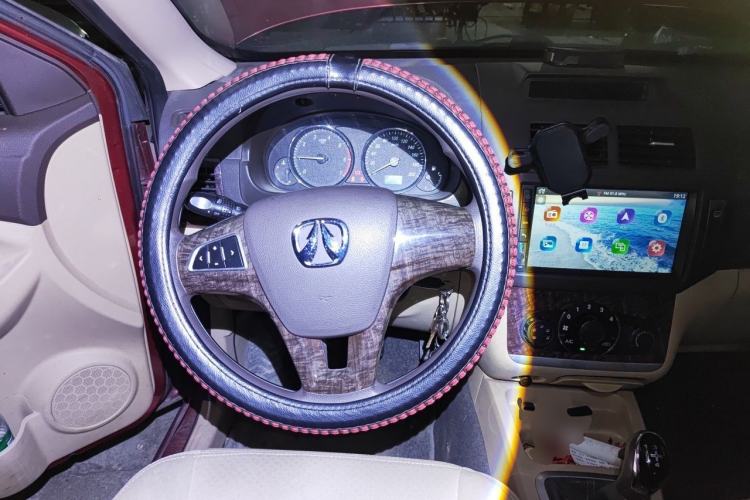 Used BAIC Weiwang M30 2015 1.5L Comfort Version BJ415B Steering Wheel