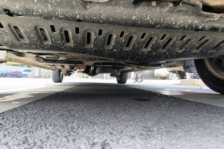 Used BAIC Weiwang M30 2015 1.5L Comfort Version BJ415B Chassis Front
