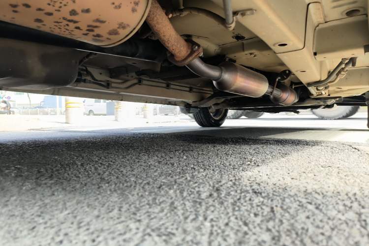 Used BAIC Weiwang M30 2015 1.5L Comfort Version BJ415B Chassis Rear Right