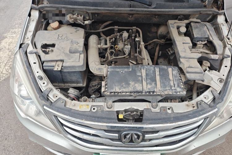 Used BAIC Weiwang M30 2015 1.5L Basic Version BJ415B Engine Bay