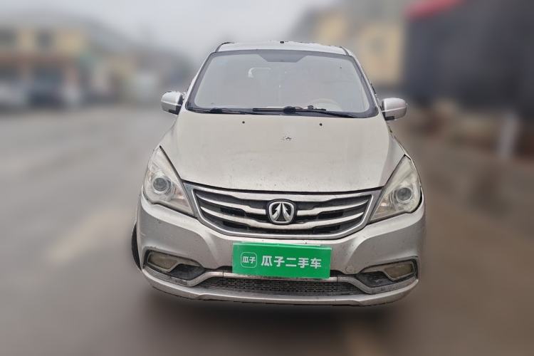 Used BAIC Weiwang M30 2015 1.5L Basic Version BJ415B Front