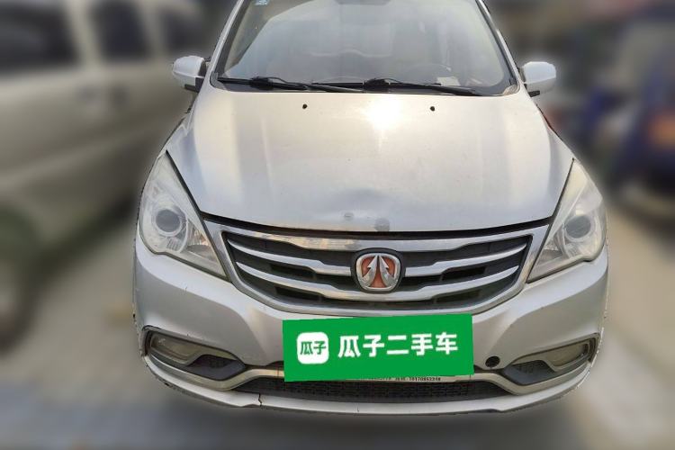 Used BAIC Weiwang M30 2015 1.5L Basic Version DAM15 Front