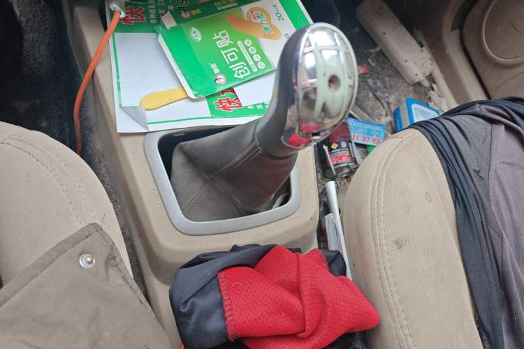 Used BAIC Weiwang M30 2015 1.5L Basic Version BJ415B Gear Lever