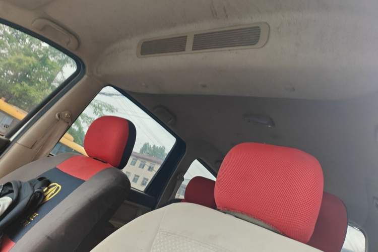 Used BAIC Weiwang M30 2015 1.5L Basic Version BJ415B Headliner