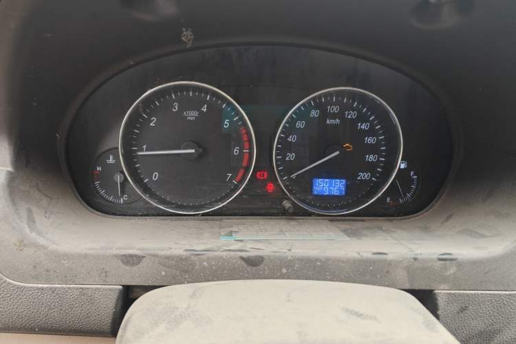 Used BAIC Weiwang M30 2015 1.5L Basic Version BJ415B Instrument Cluster