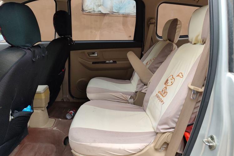 Used BAIC Weiwang M30 2015 1.5L Comfort version DAM15 Left Rear Seat