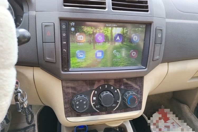 Used BAIC Weiwang M30 2015 1.5L Comfort Version BJ415B Audio And AC Panel