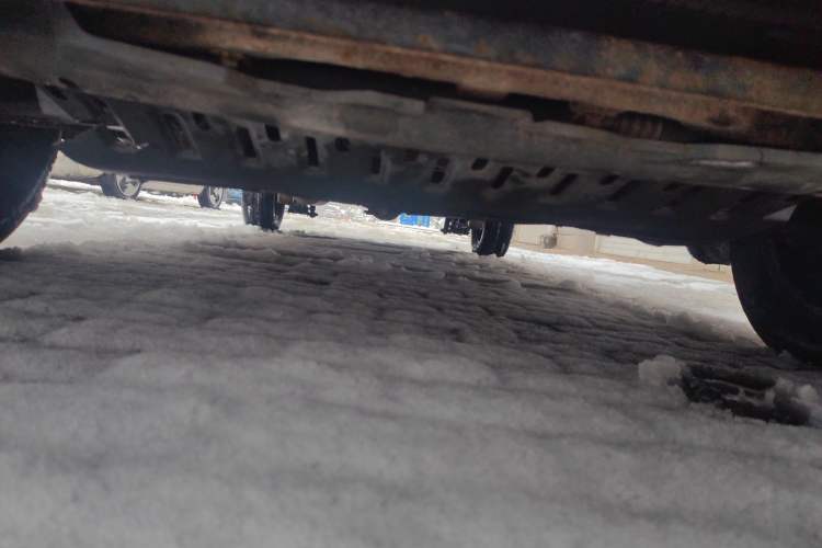 Used BAIC Weiwang M30 2015 1.5L Basic Version DAM15 Chassis Front