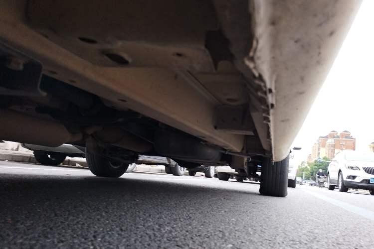 Used BAIC Weiwang M30 2015 1.5L Comfort Version BJ415B Chassis Front Left
