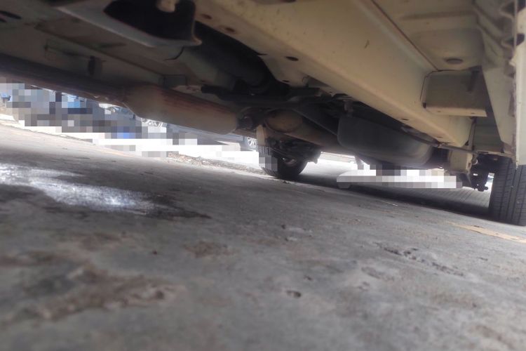 Used BAIC Weiwang M30 2015 1.5L Comfort version DAM15 Chassis Front Left