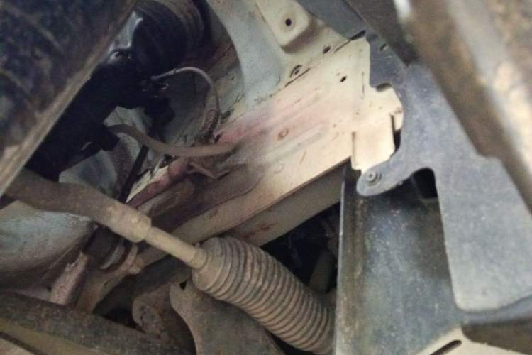 Used BAIC Weiwang M30 2015 1.5L Comfort Version BJ415B Chassis Front Right