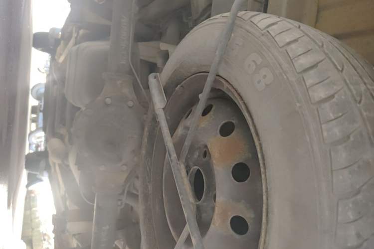 Used BAIC Weiwang M30 2015 1.5L Basic Version BJ415B Chassis Rear