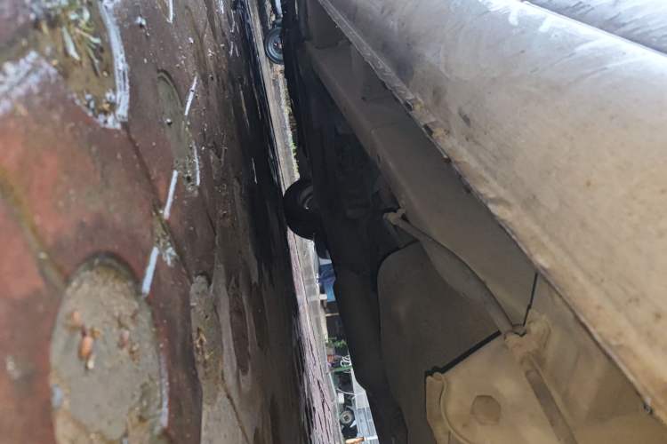 Used BAIC Weiwang M30 2015 1.5L Comfort version DAM15 Chassis Rear Left