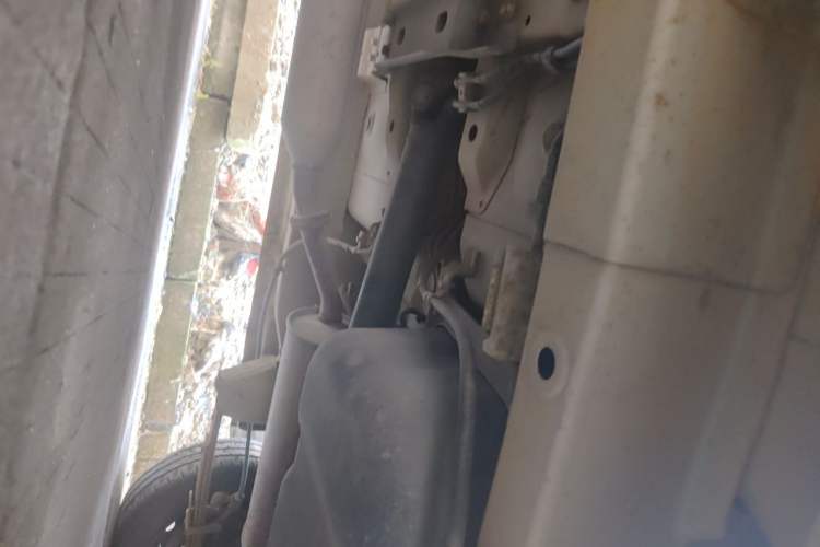 Used BAIC Weiwang M30 2015 1.5L Basic Version BJ415B Chassis Rear Left