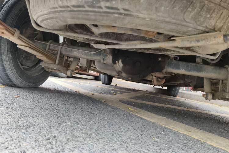 Used BAIC Weiwang M30 2015 1.5L Basic Version BJ415B Chassis Rear