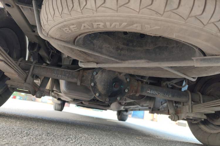 Used BAIC Weiwang M30 2015 1.5L Basic Version DAM15 Chassis Rear