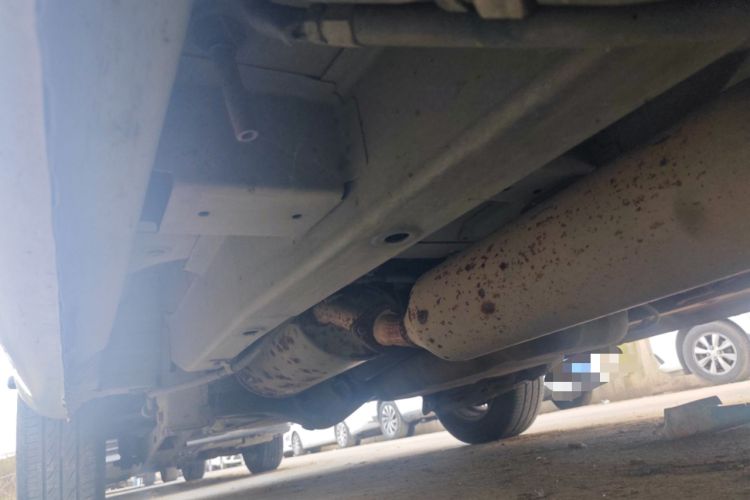 Used BAIC Weiwang M30 2015 1.5L Comfort version DAM15 Chassis Rear Right