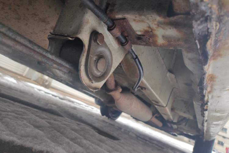 Used BAIC Weiwang M30 2015 1.5L Basic Version DAM15 Chassis Rear Right