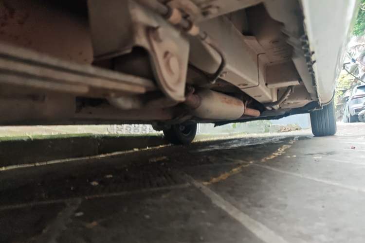 Used BAIC Weiwang M30 2015 1.5L Basic Version DAM15 Chassis Rear Right