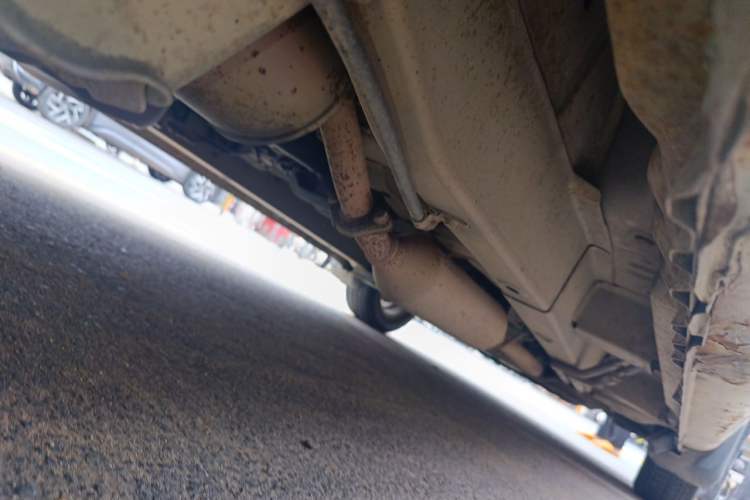 Used BAIC Weiwang M30 2015 1.5L Comfort Version BJ415B Chassis Rear Right