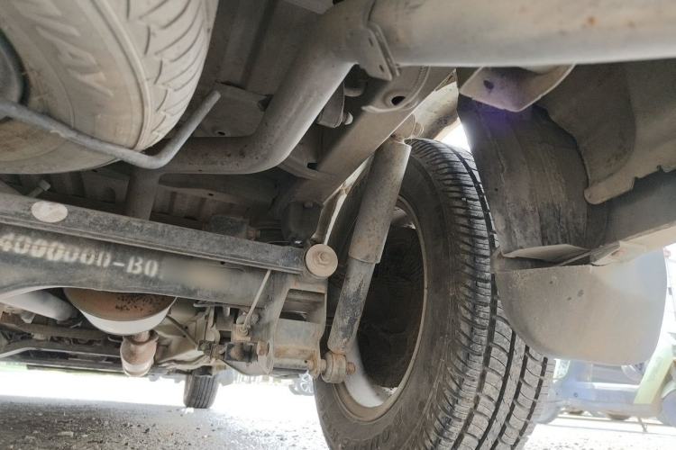 Used BAIC Weiwang M30 2015 1.5L Comfort Version BJ415B Chassis Rear Right