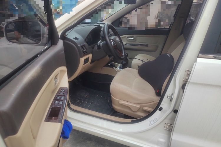 Used BAIC Weiwang M30 2015 1.5L Comfort version DAM15 Driver Seat