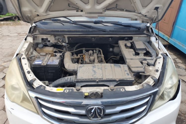 Used BAIC Weiwang M30 2015 1.5L Basic Version DAM15 Engine Bay