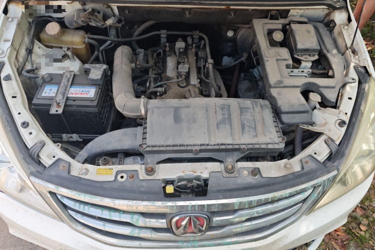 Used BAIC Weiwang M30 2015 1.5L Comfort version DAM15 Engine Bay