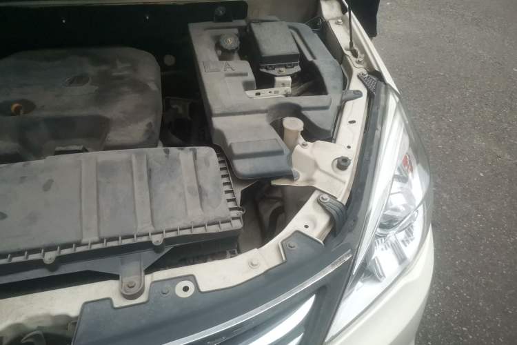 Used BAIC Weiwang M30 2015 1.5L Basic Version DAM15 Engine Bay Left