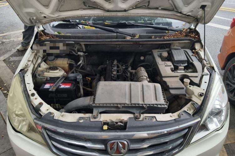 Used BAIC Weiwang M30 2015 1.5L Basic Version BJ415B Engine Bay