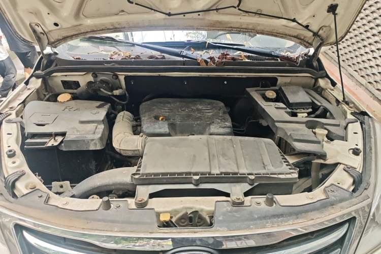 Used BAIC Weiwang M30 2015 1.5L Basic Version DAM15 Engine Bay